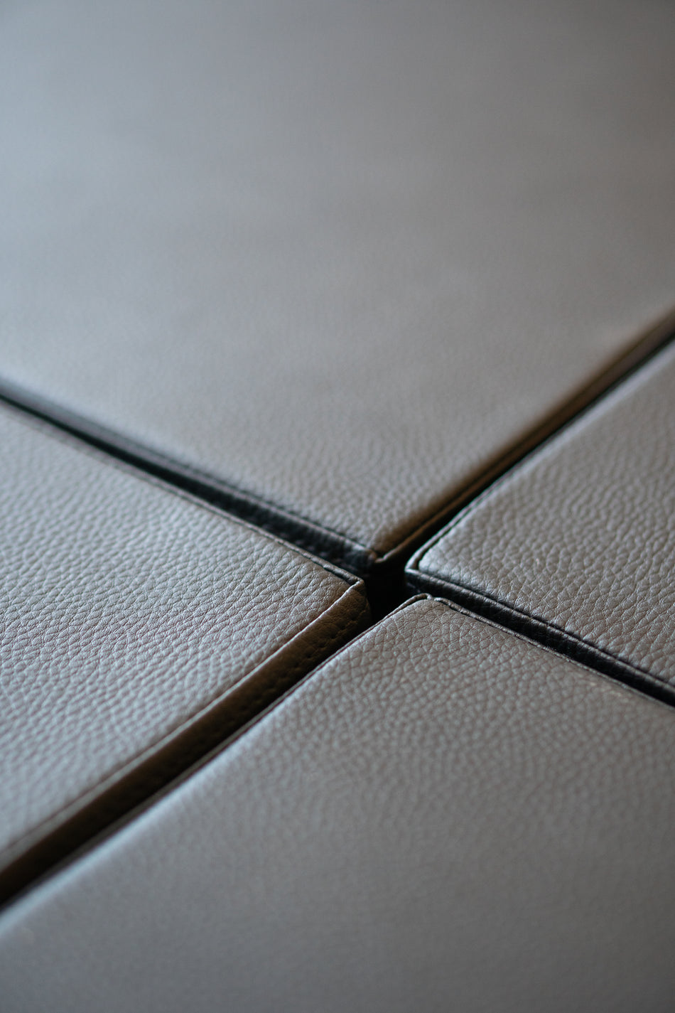 Puff Trivial multiusos – Diseño modular con estilo y funcionalidad